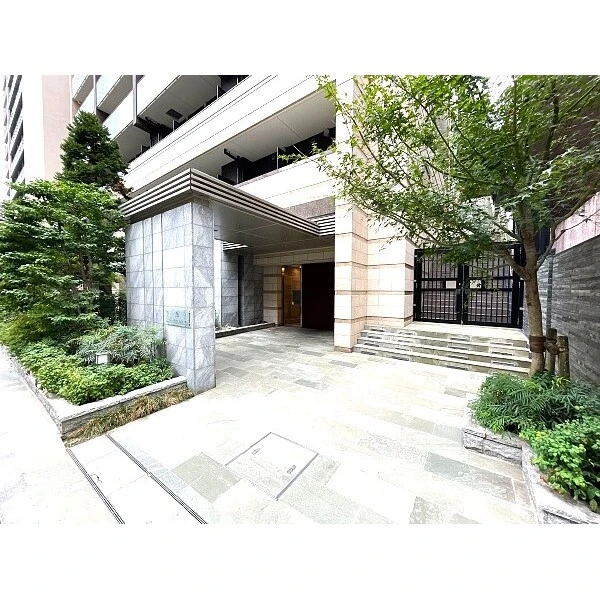 ザ・パークハウス愛宕虎ノ門 エントランス