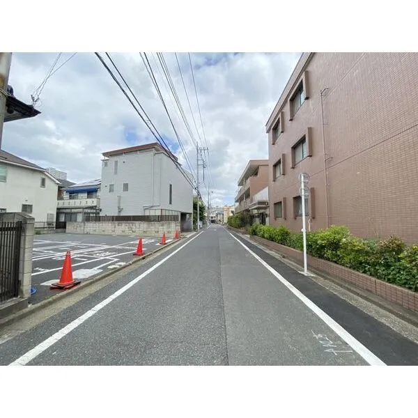 練馬区田柄５丁目 東側道路(2026年5月撮影)