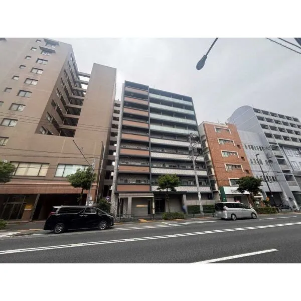 ハーモニーレジデンス東京イーストコア005 外観:真ん中のマンション(撮影年月:2026年06月)