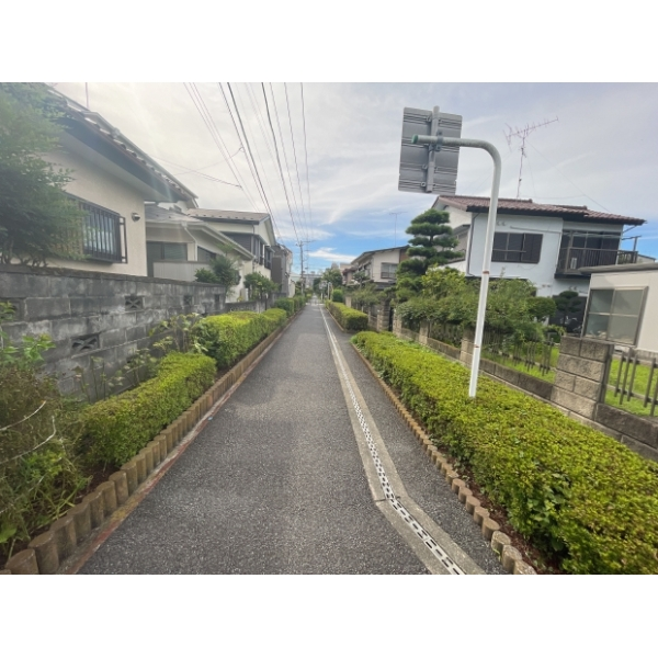 相模原市南区鵜野森2丁目 南西側通路(緑道)