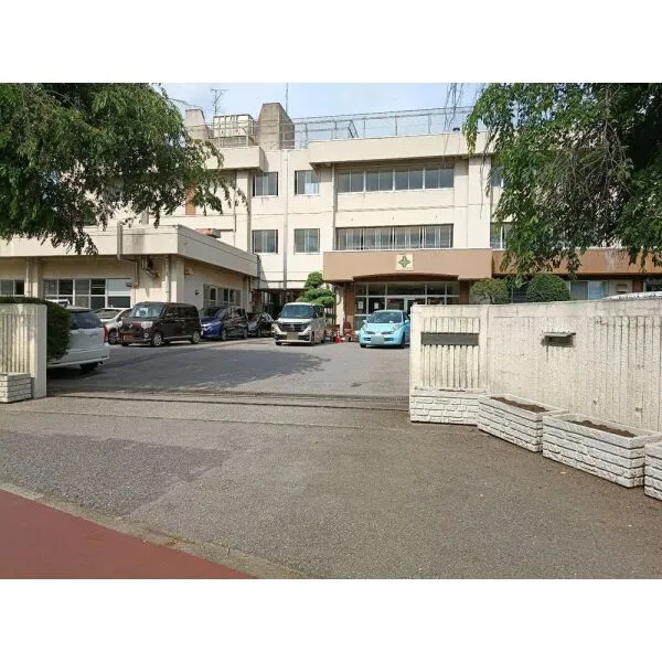 柏市柏の葉3丁目 柏市立十余二小学校(小学校)まで約860m(徒歩11分)