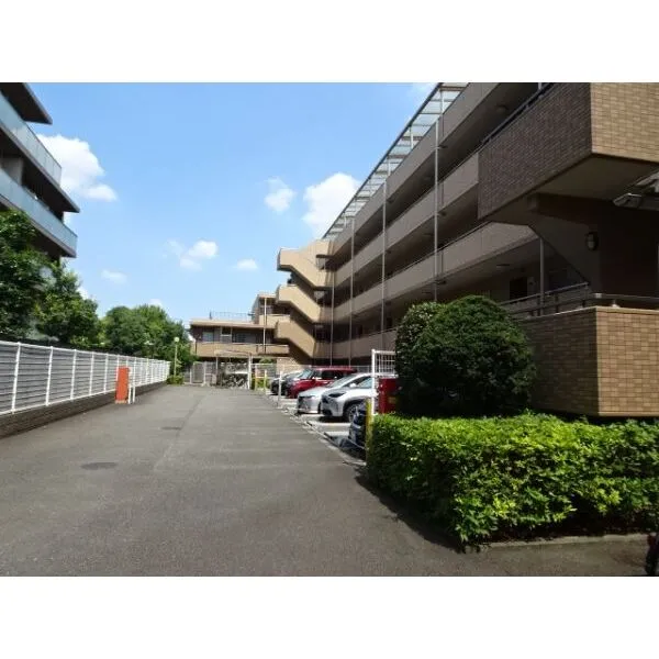 モナーク田無緑町 車路