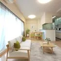 ナイスエスアリーナ横浜二俣川 料理中もリビング全体が見渡せるため、小さなお子様がいても安心です。※CG加工でイメージ家具を配置・…