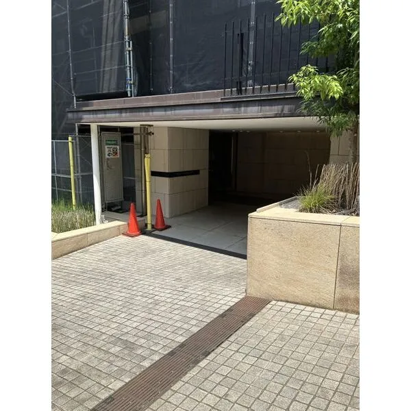 ブランズ麻布狸穴町 エントランス