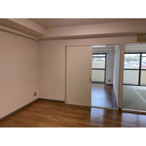 キャッスルマンションヨコハマ高島台 LD