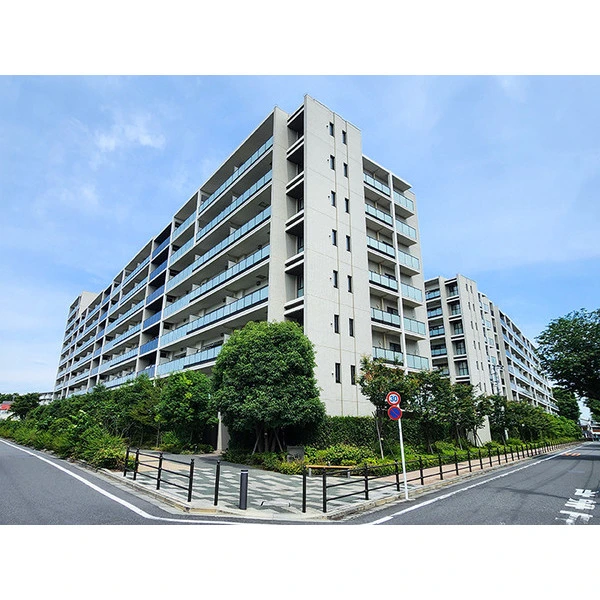 ブリリアシティ三鷹 外観