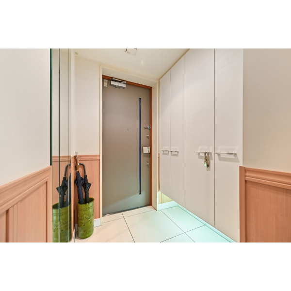 サンクタス四条烏丸スティーロレジデンス 玄関