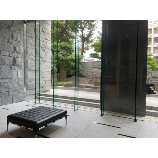 ブランズ四番町 エントランス