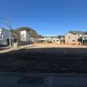 鎌倉市雪ノ下１丁目 間口は約11.7m。前面道路と高低差がなく、駐車場を設けた場合も車の出し入れがしやすそうです。