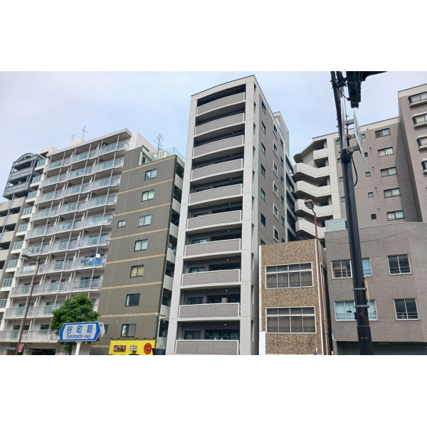 ベルデフラッツ谷町 外観