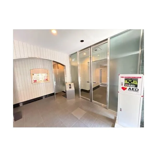 オリエント聖蹟桜ケ丘ハウス エントランス内観（２０２６年３月撮影）