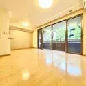 ライオンズガーデン千種アーススクエア 陽光が差し込む、明るい空間。ご家族皆様でゆったりとお寛ぎいただけます
