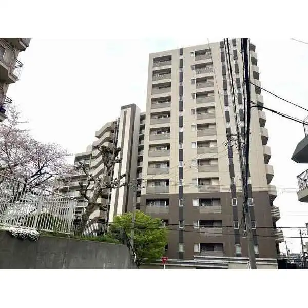 ＢＥＬＩＳＴＡ吹田山手町 外観