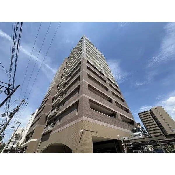 藤和今福鶴見ホームズオアシスコート 地下鉄長堀鶴見緑地線「今福鶴見」駅徒歩4分。地下1階地上15階建、総戸数57戸のマンションです。