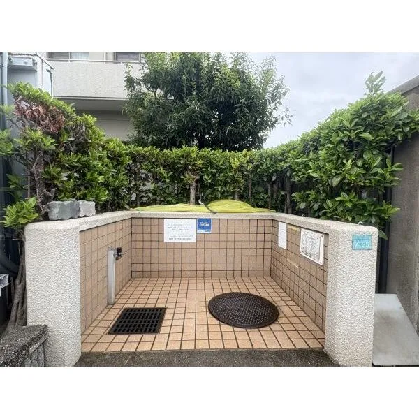 芦屋伊勢町ハウス ゴミ置き場
