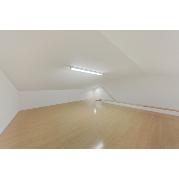 京都市北区小山下総町 小屋裏収納