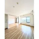 多摩川パークスクエア 約１０．４帖の南南西向きリビングダイニング