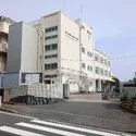 横浜市南区六ツ川３丁目 六ツ川中学校（中学校）まで約480m（徒歩6分）