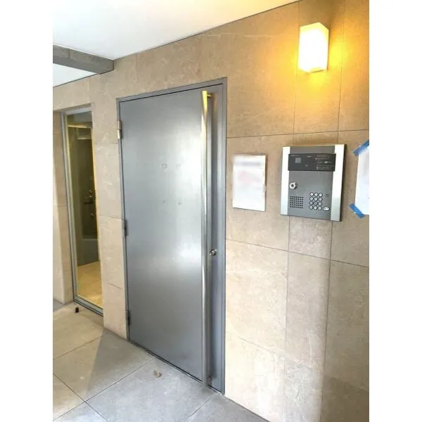 世田谷区新町2丁目 エントランス