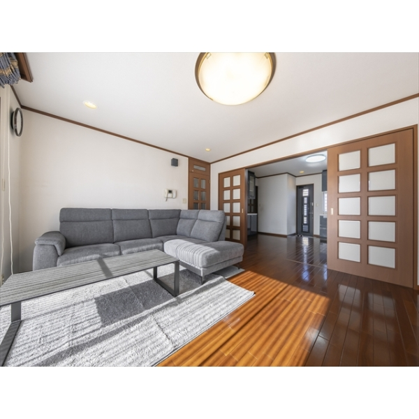 安城市川島町東屋敷 ダイニングキッチンとつながります!