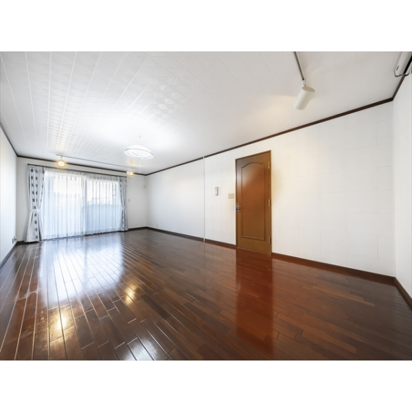 安城市川島町東屋敷 防音室となっております!楽器の演奏等をお楽しみいただけます!!