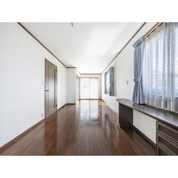 安城市川島町東屋敷 洋室1