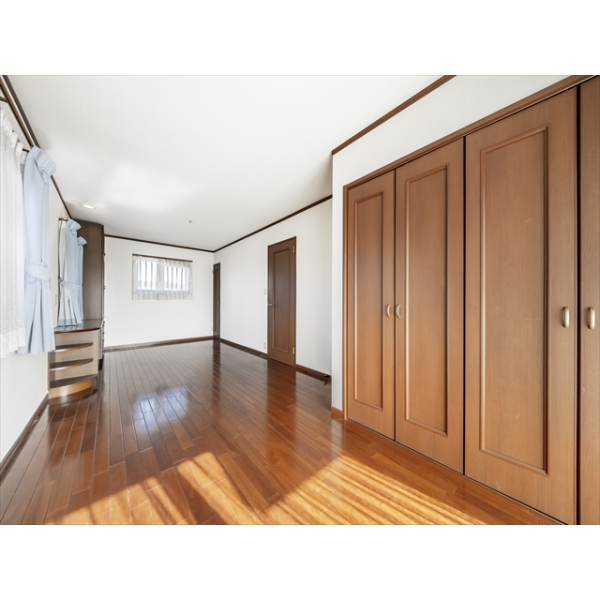 安城市川島町東屋敷 洋室1