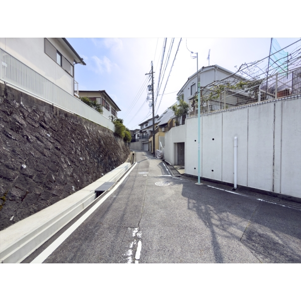 名古屋市名東区新宿2丁目 前面道路