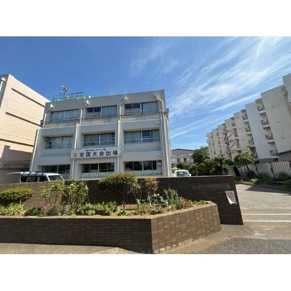 レジデンシャルステート祖師ヶ谷大蔵 世田谷区立千歳中学校（中学校）まで約2070m（徒歩26分）