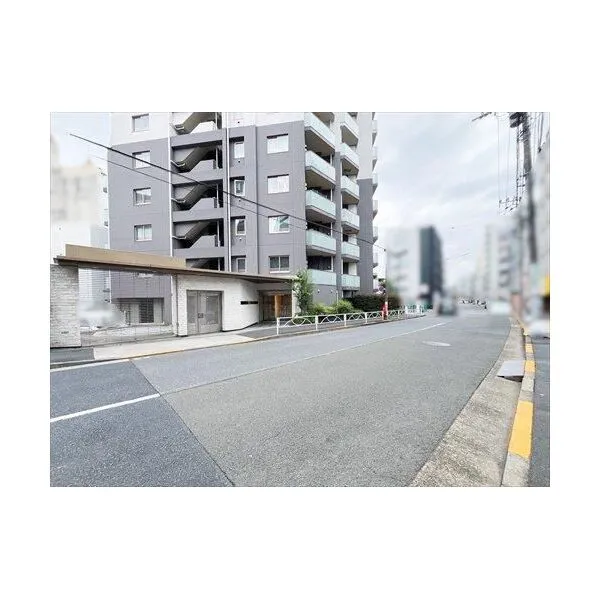 パークハウス目黒アーバンス 前面道路