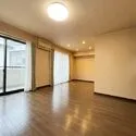 横浜市都筑区川和町 【リビングダイニング】LDKは広々約16.7帖！LDに足元から温まる床暖房あり♪　※CG加工により…