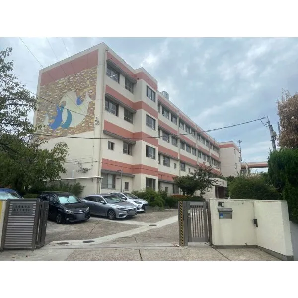 名古屋市天白区福池1丁目 名古屋市立南天白中学校(中学校)まで約600m(徒歩8分)