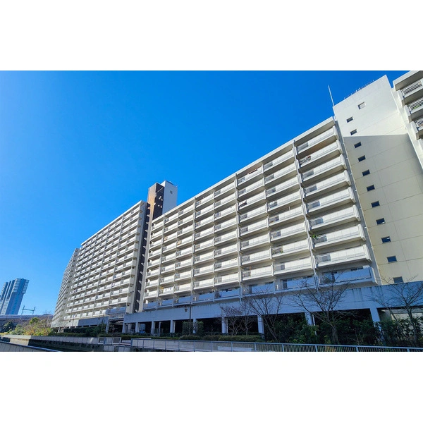 三田ナショナルコート 外観