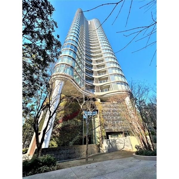 パークコート神宮北参道　ザ　タワー 外観