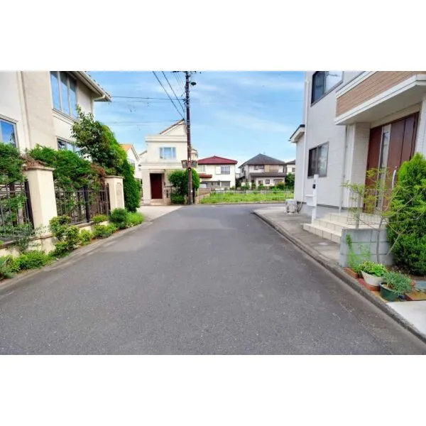 国分寺市内藤２丁目 前面道路