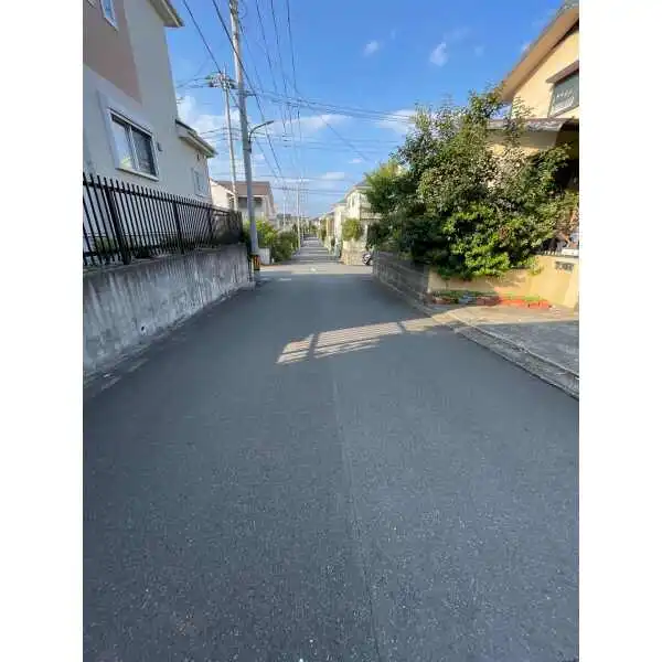町田市成瀬１丁目 西側道路