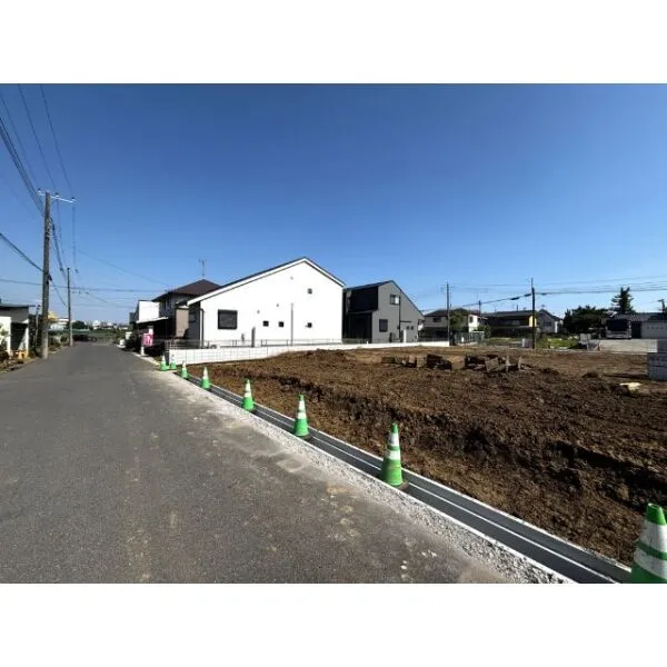 市川市国分７丁目 本物件部分＋前面道路