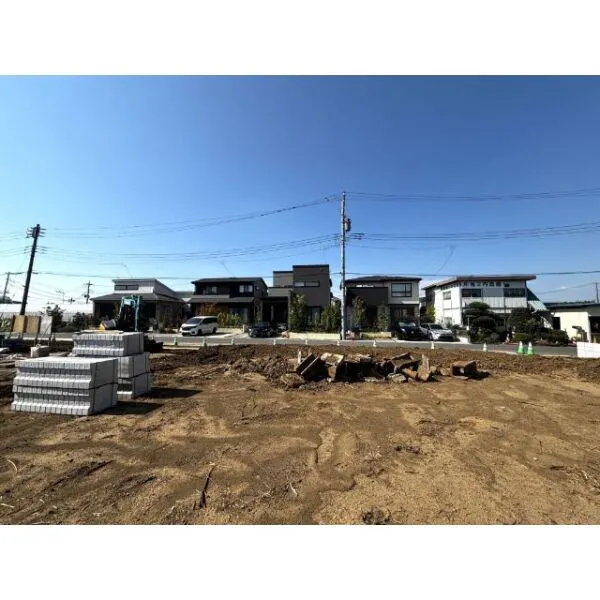 市川市国分7丁目 本物件部分(南側から撮影)