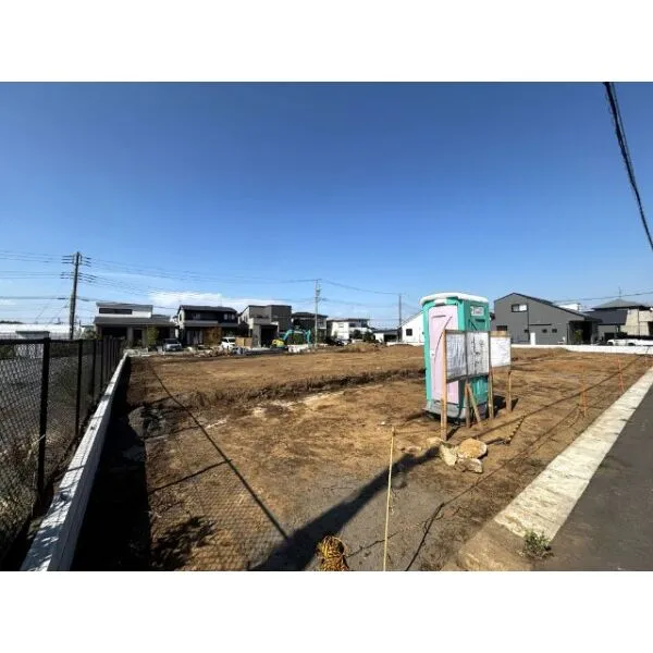 市川市国分７丁目 本物件部分（南側から撮影）