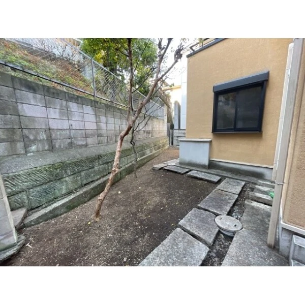 文京区千駄木１丁目 庭