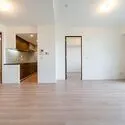 ブリリア有明スカイタワー 逆梁アウトフレーム構造、ハイサッシ採用により室内に光が差し込んできます。