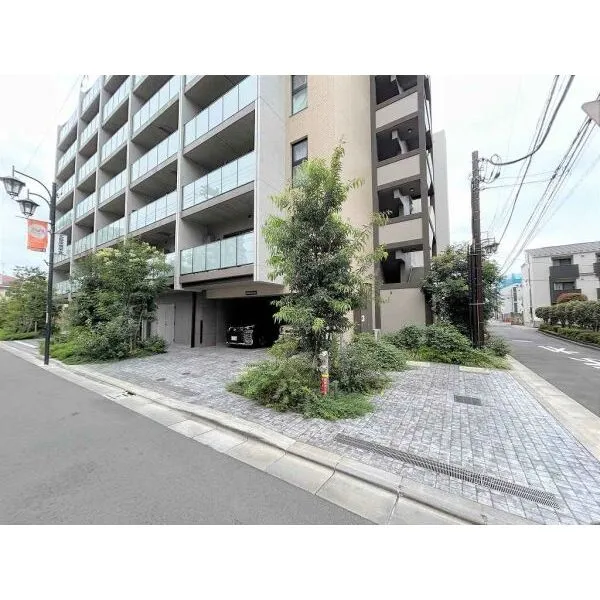ヴァースクレイシアＩＤＺ大宮 平置き式駐車場