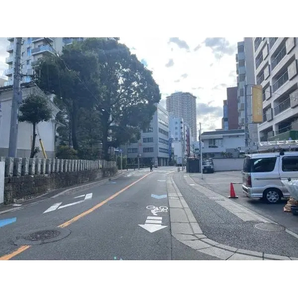 日商岩井市川マンション 前面道路