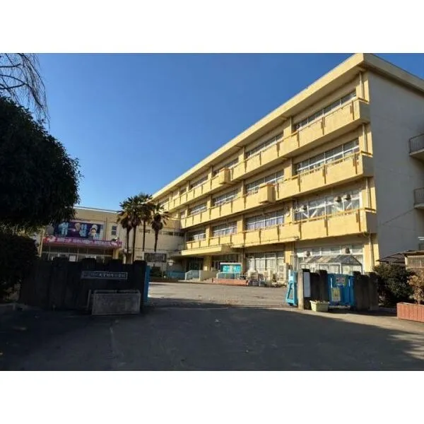 さいたま市北区奈良町 さいたま市立大宮別所小学校 253m