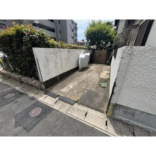 市川市富浜2丁目 駐車場