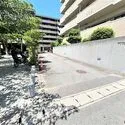 藤和西宮北口ホームズ 駐車場への入り口