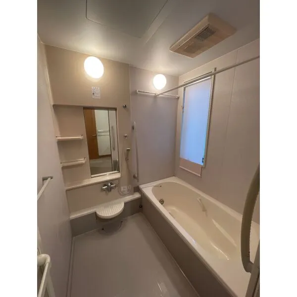 秦野市本町３丁目 浴室