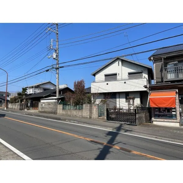 秦野市本町３丁目 前面道路