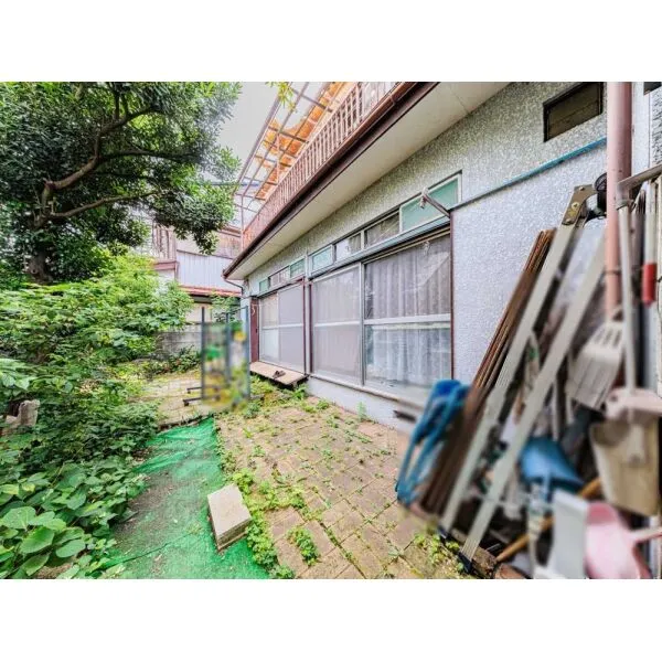 練馬区中村3丁目 現地(古家あり):残置物撤去予定(撮影年月:2026年06月)