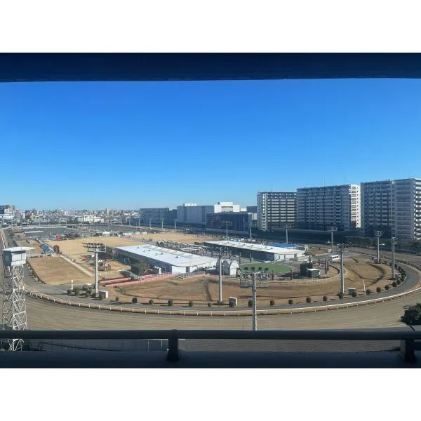 クリオ川崎榎町 室内からの眺望/川崎競馬場が一望できます。日当たりも良好です♪
